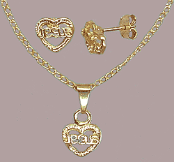 Conjunto com brincos e pingente em forma de coração!